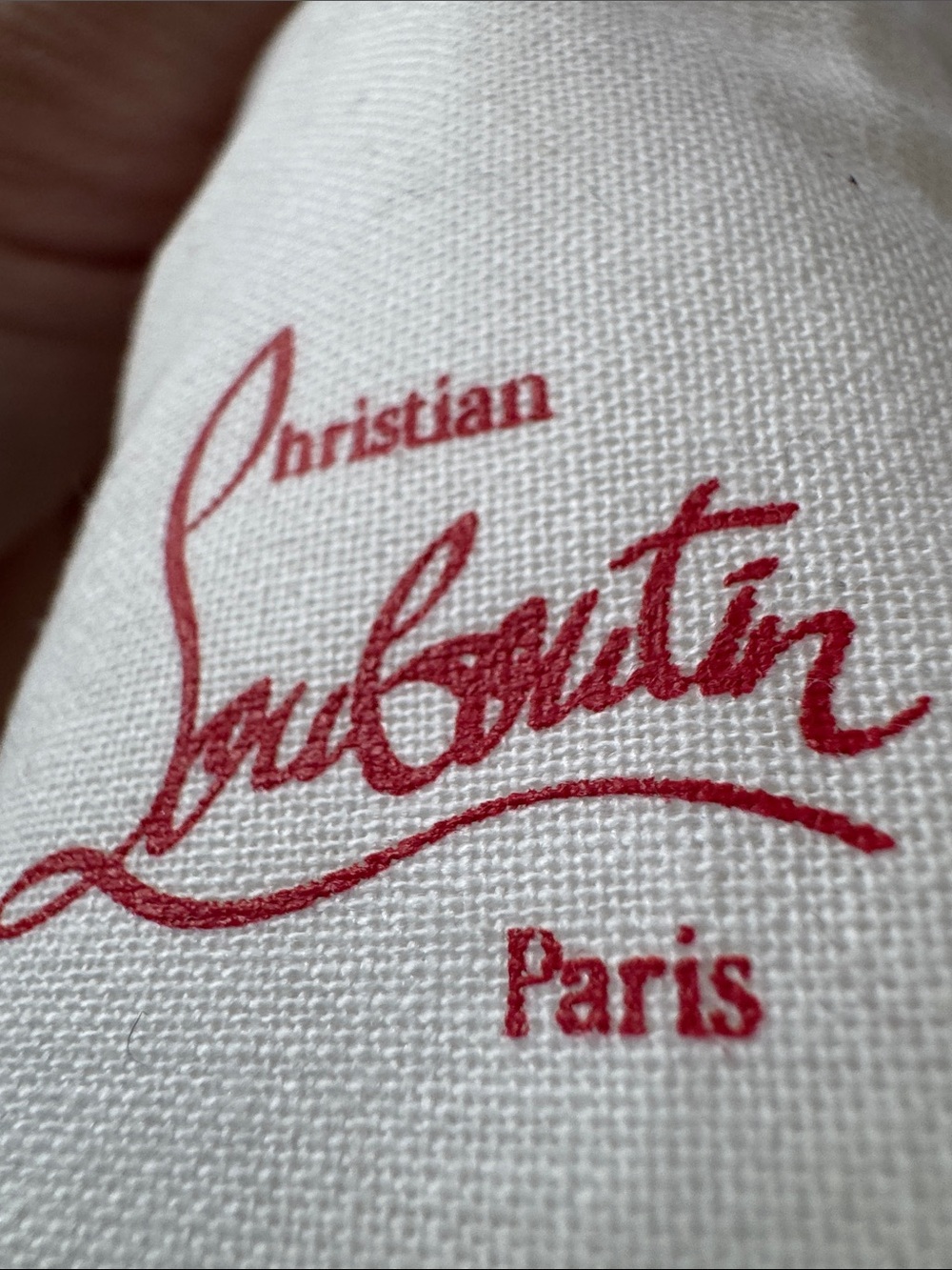 Christian Louboutin White Dust Bag with Red Logo and Drawstrings - Picture 3 of 5